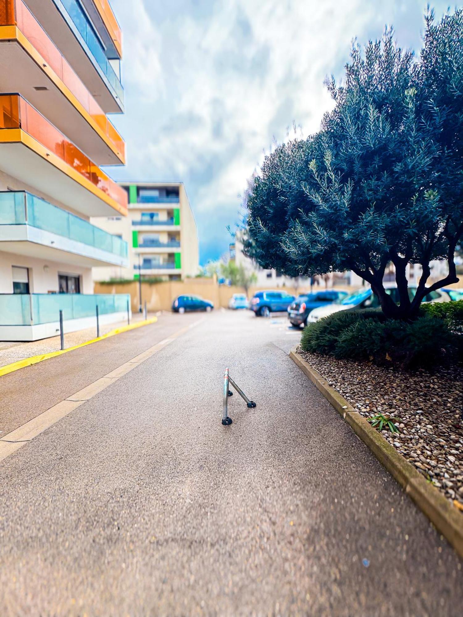 Bel Appartement Climatise & Parking ペルピニャン エクステリア 写真